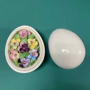 Golden Crown E&R Hand Painted Ceramic Flowers Nested in an Egg